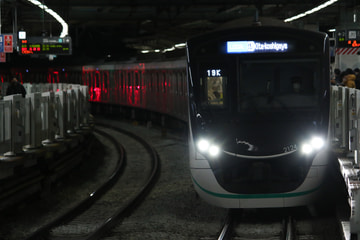 東急電鉄  2020系 2124f