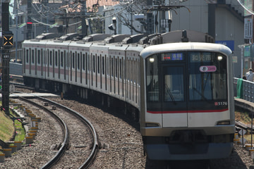 東急電鉄  5050系 5176f