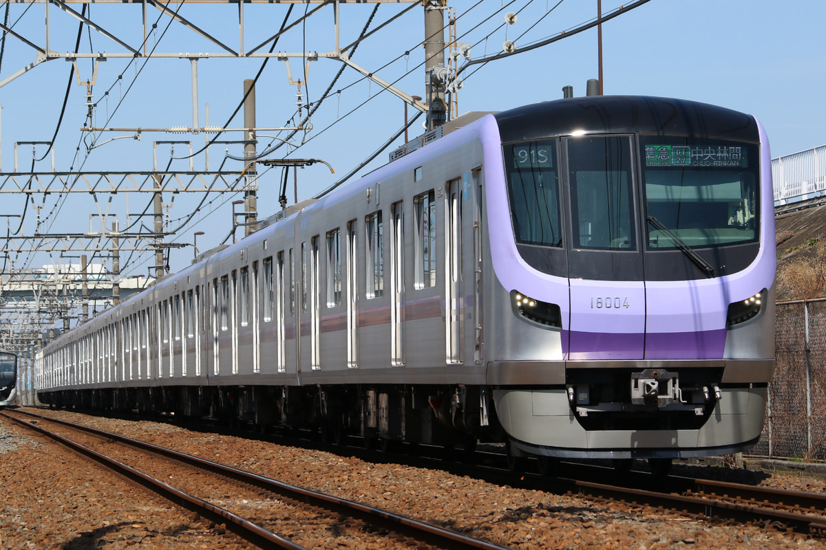 東武鉄道  18000系 18104f