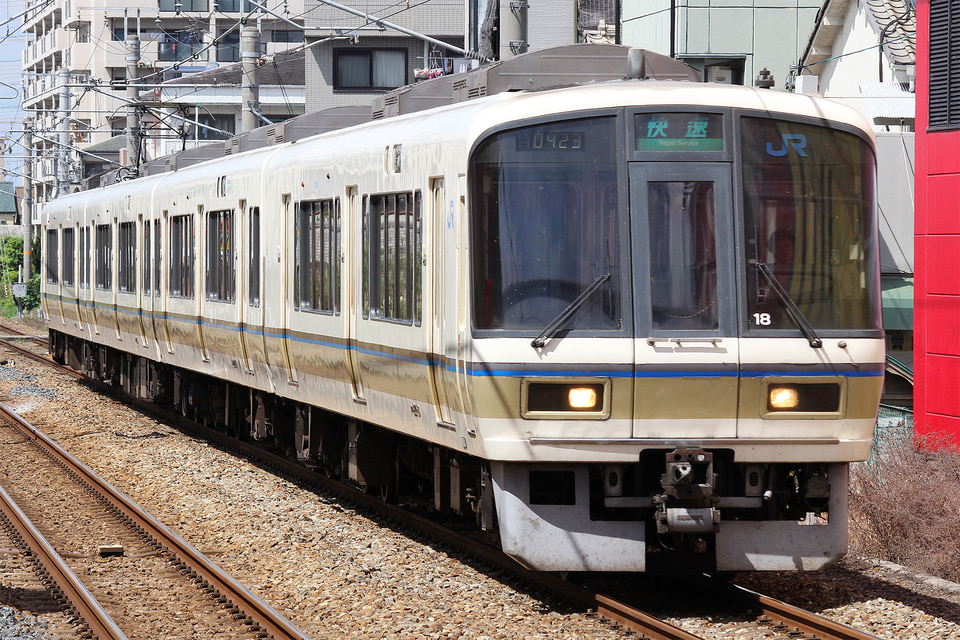 JR西221系NA407編成の写真
