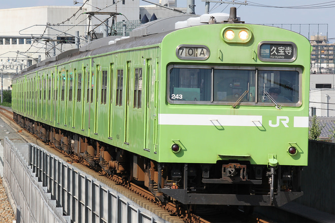 103系NS619編成を高井田中央駅で撮影した写真
