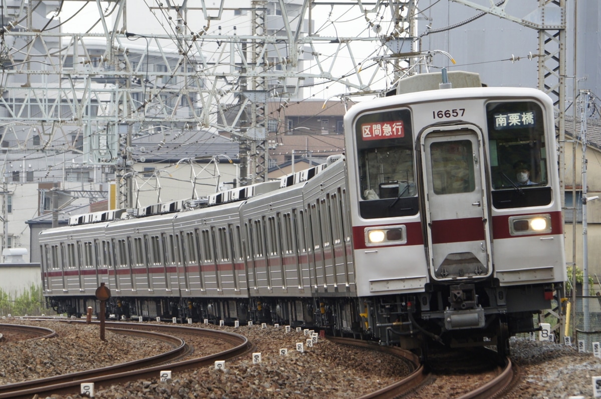 東武鉄道 南栗橋車両管区春日部支所 10030型50番台 11657f
