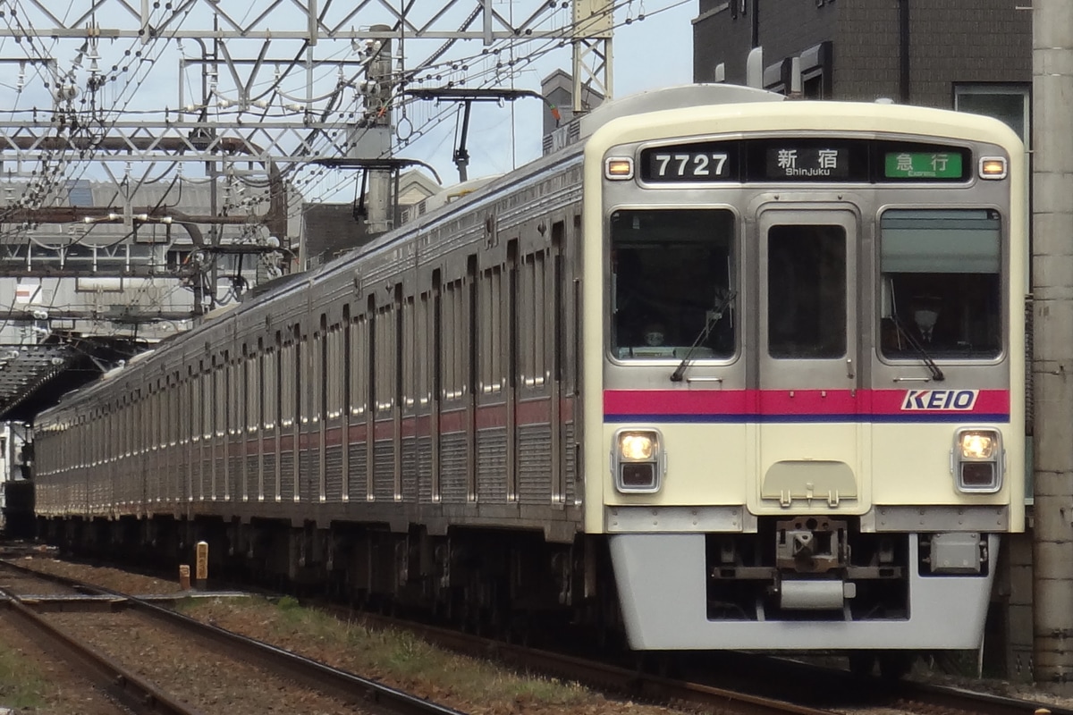 京王電鉄  京王7000系 