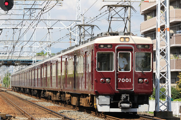 阪急電鉄  7000系 7001F