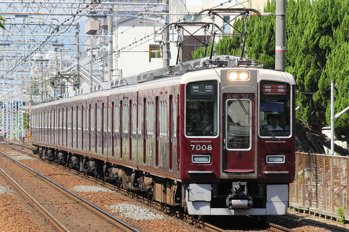 阪急電鉄  7000系 7008F