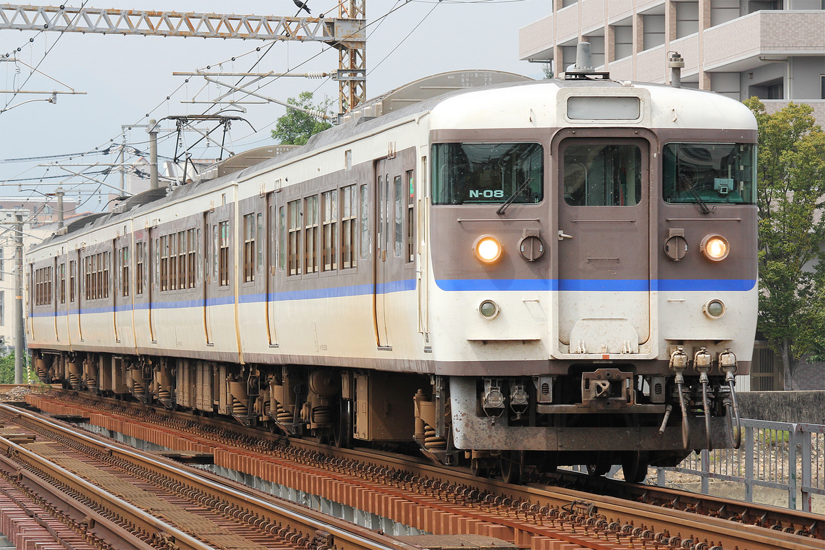 JR西日本  115系 N-08編成