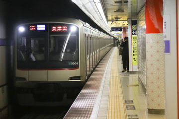 東急電鉄  5000系 5104f