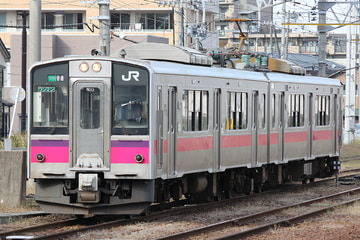 JR東日本  701系 N33編成