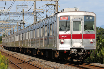 東武鉄道  10000系 11006F
