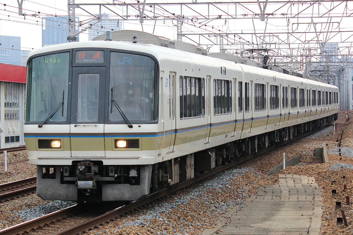 JR西日本  221系 B12編成