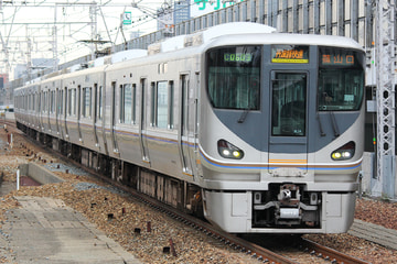 JR西日本  225系 ML04編成