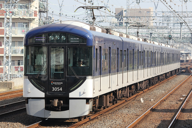 3000系3004Fを関目駅で撮影した写真