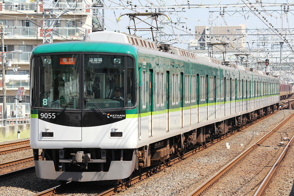 京阪9000系9005F<br class="br-sp" />(9005編成)の写真