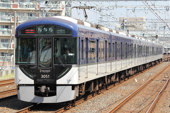 3000系3001Fを関目駅で撮影した写真