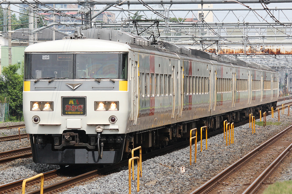 JR東185系オオOM04編成<br class="br-sp" />(オオOM04)(OM04編成)の写真