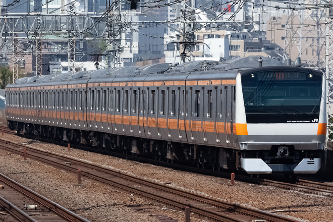 E233系トタT20編成を西荻窪駅で撮影した写真