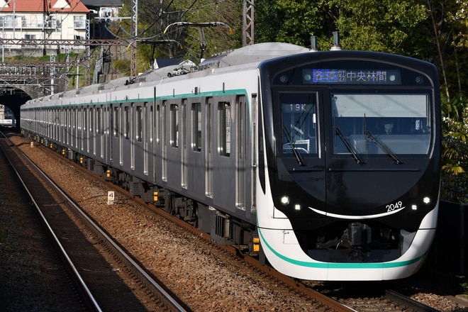 長津田検車区2020系2149Fを田奈駅で撮影した写真