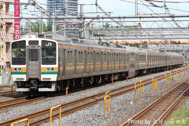 211系タカC7編成を西川口駅で撮影した写真
