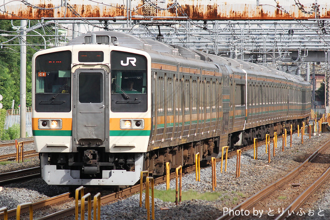 211系タカC8編成を西川口駅で撮影した写真