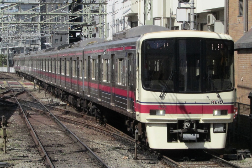 京王8000系8728F<br class="br-sp" />(8728編成)の写真