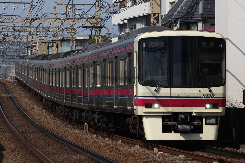 京王8000系8707F<br class="br-sp" />(8707編成)の写真
