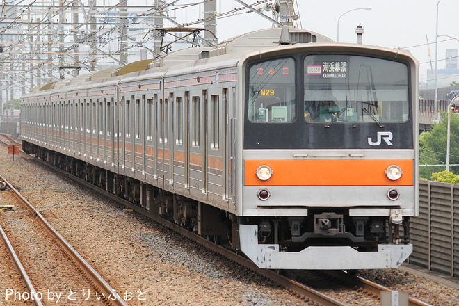 205系ケヨM29編成を新習志野駅で撮影した写真