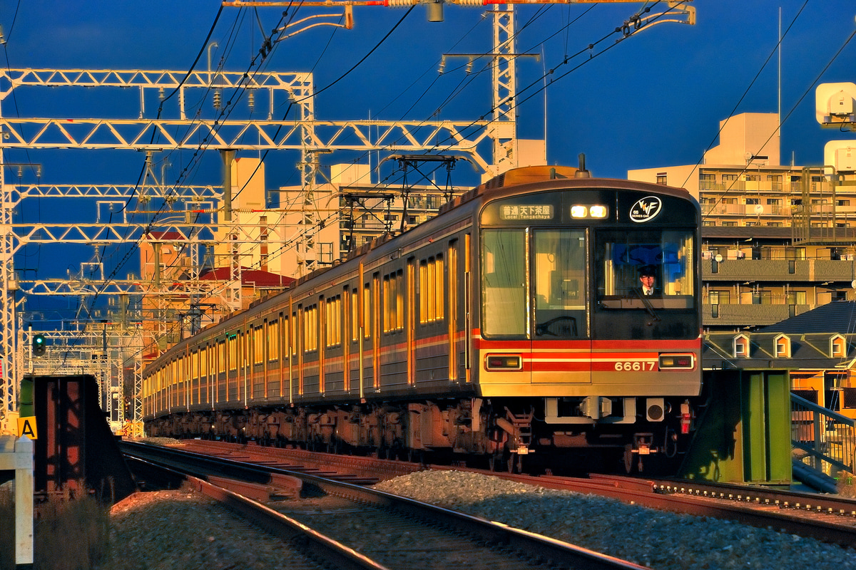 大阪市高速電気軌道 東吹田検車場 66系 66617F