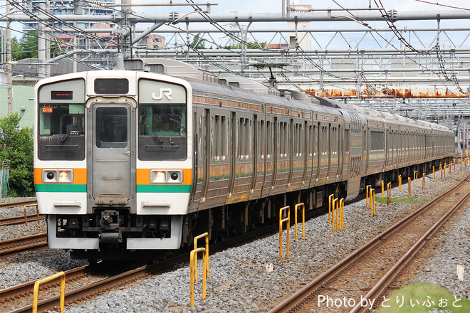 高崎車両センター211系タカC12編成を西川口駅で撮影した写真