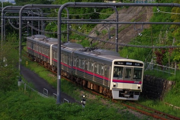 京王電鉄  7000系 7421編成