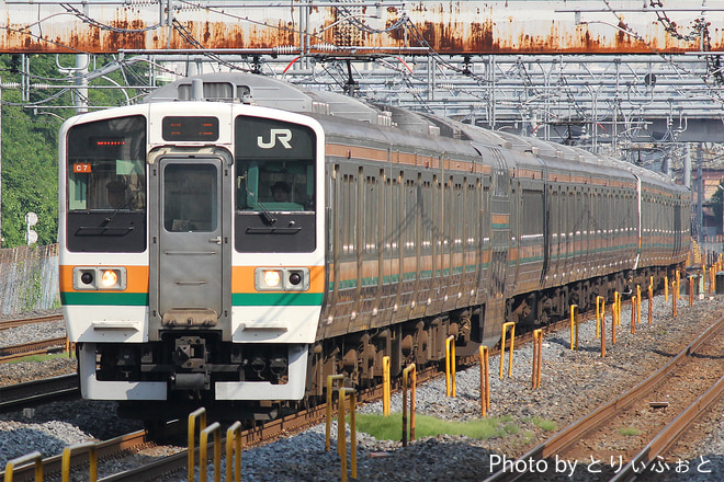 高崎車両センター211系タカC7編成を西川口駅で撮影した写真