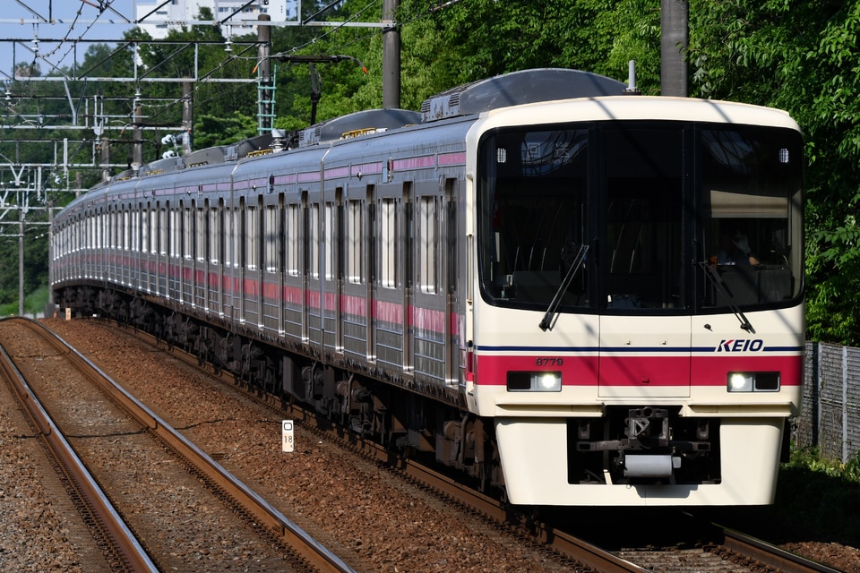 京王8000系8729F<br class="br-sp" />(8729編成)の写真