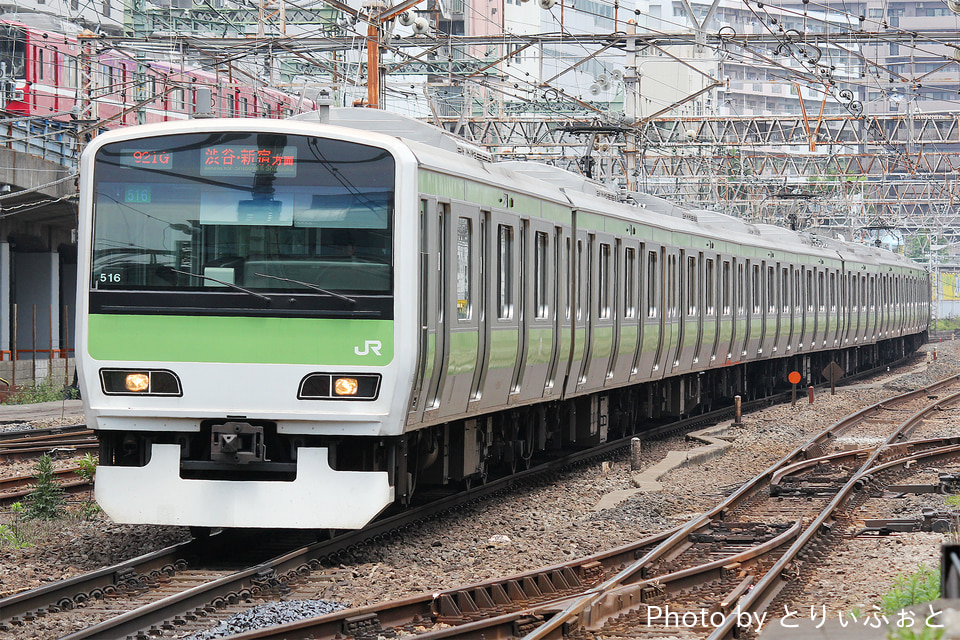 JR東E231系トウ516編成<br class="br-sp" />(トウ516)(ヤテ516)(ヤテ516編成)の写真