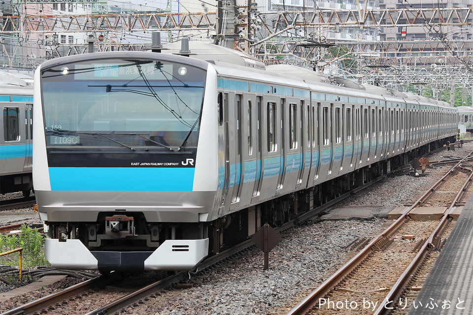 JR東E233系サイ159編成<br class="br-sp" />(ウラ159編成)の写真