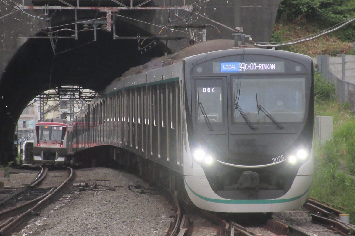 東急電鉄 長津田検車区 2020系 2125F