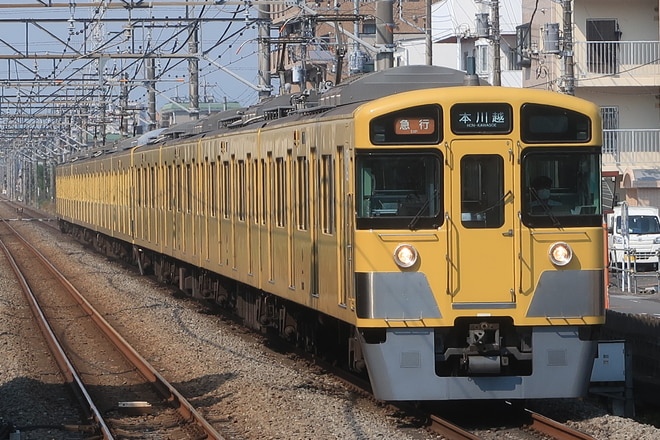 2000系2545Fを新狭山駅で撮影した写真