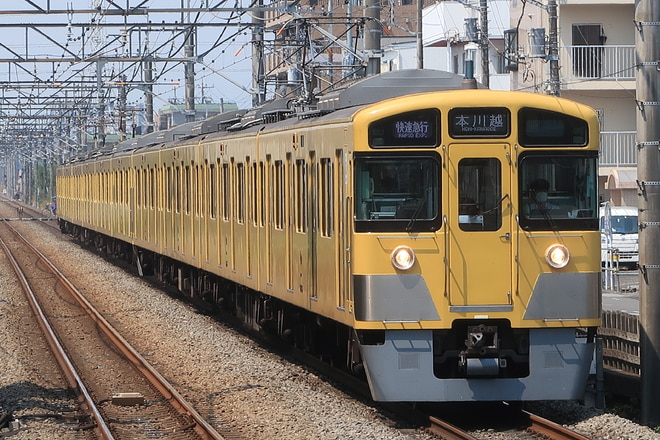 2000系2535Fを新狭山駅で撮影した写真