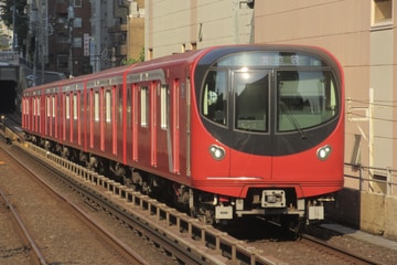東京メトロ  2000系 2124F