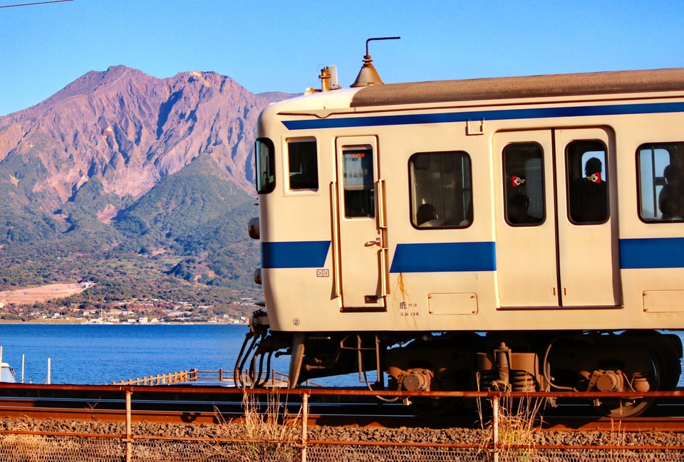 JR九415系FK515編成<br class="br-sp" />(Fk515編成)の写真