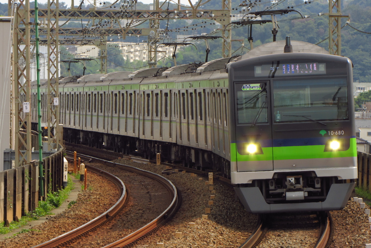 東京都交通局  10-300系 