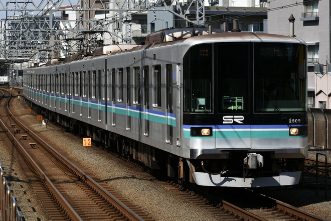 2000系2109Fを武蔵小杉駅で撮影した写真