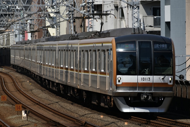 和光検車区10000系10113Fを武蔵小杉駅で撮影した写真