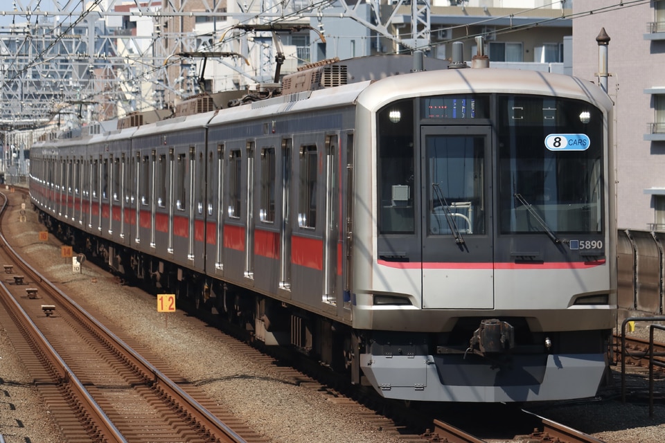 東急5080系5190F<br class="br-sp" />(5190編成)の写真