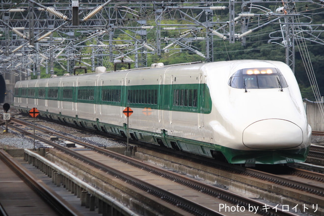 新幹線総合車両センターE2系J66編成を白石蔵王駅で撮影した写真