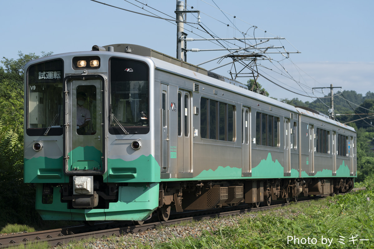 えちごトキめき鉄道  ET127 V9