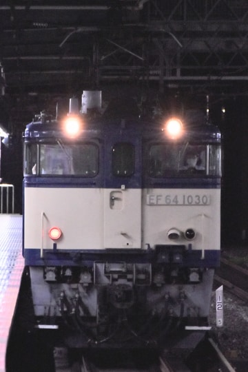 JR東日本 新潟車両センター EF64 EF64-1030