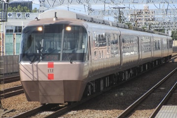小田急電鉄  30000形 30257F