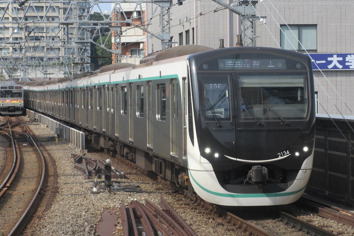 東急電鉄 長津田検車区 2020系 2134F