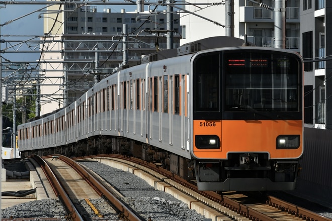 50050系51056Fを竹ノ塚駅で撮影した写真