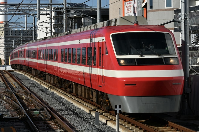 200系を竹ノ塚駅で撮影した写真