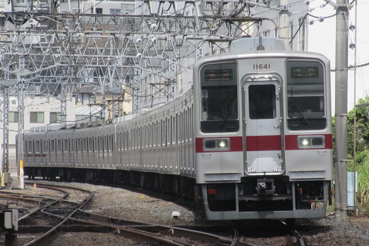 東武鉄道 森林公園検修区 10030系 11641F